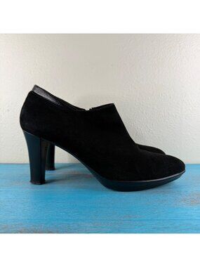 AQUATALIA Women's Black Suede Side Zip Heeled Ankle Booties 9